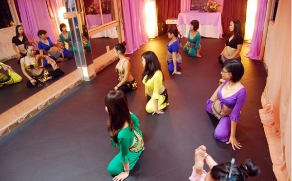  Ayla Dance Studio nổi tiếng với bộ môn múa bụng