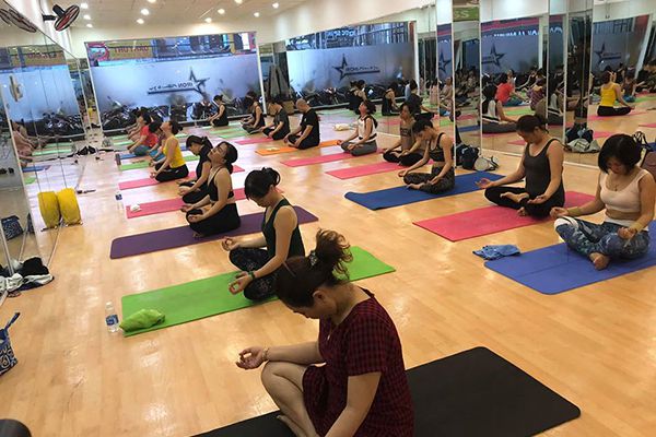 Dáng Xinh Yoga & Gym