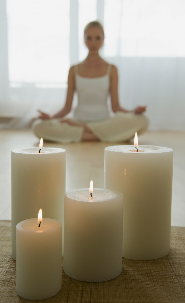 Diwali Festival Candlelight Yoga - Giải pháp trị liệu cho sức khỏe và tâm hồn