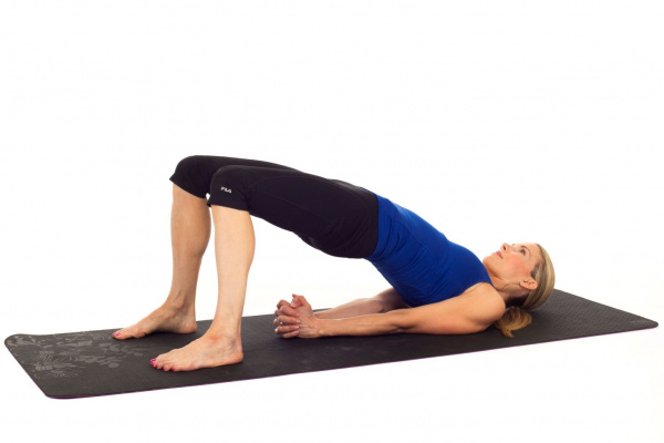 Bí quyết thon gọn cánh tay cùng 5 bài tập Yoga đơn giản