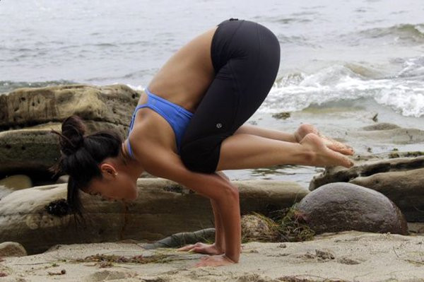 7 tư thế Yoga giúp tăng sức mạnh cổ tay