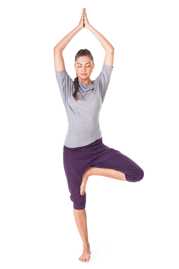 3 tư thế Yoga giúp đôi chân khỏe đẹp