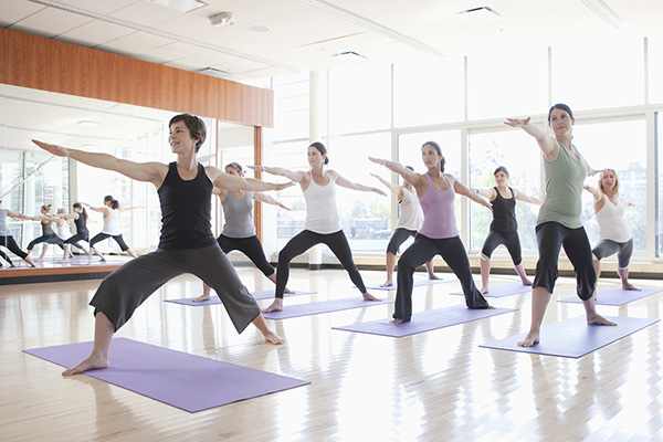 Bạn cần lưu ý điều gì khi dùng Yoga để hỗ trợ điều trị đau khớp vai