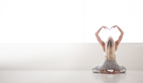 Học Yoga để yêu thương bản thân hơn