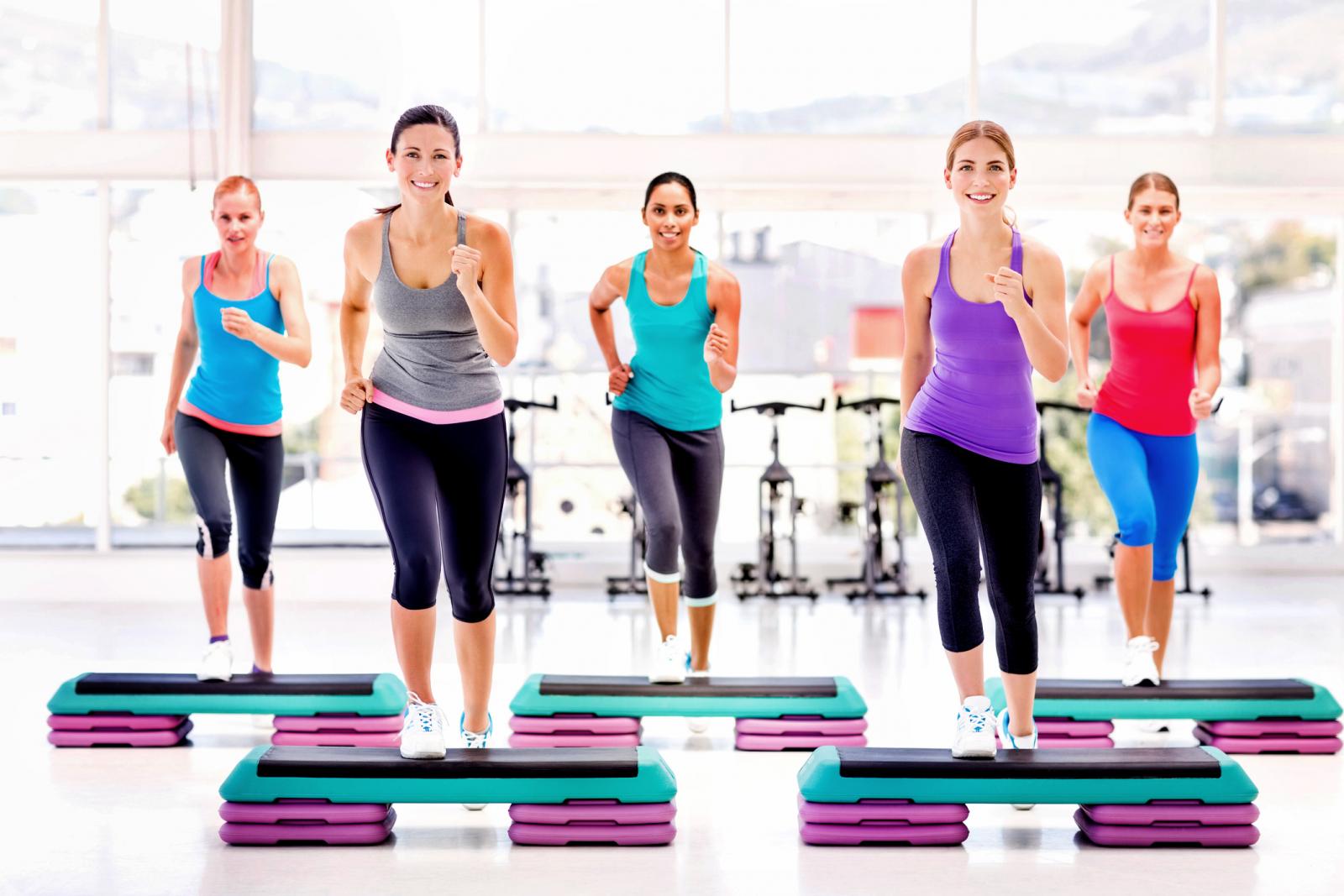 Người tập nên kiểm soát số lần tập aerobic giảm mỡ bụng trong tuần như thế nào?
