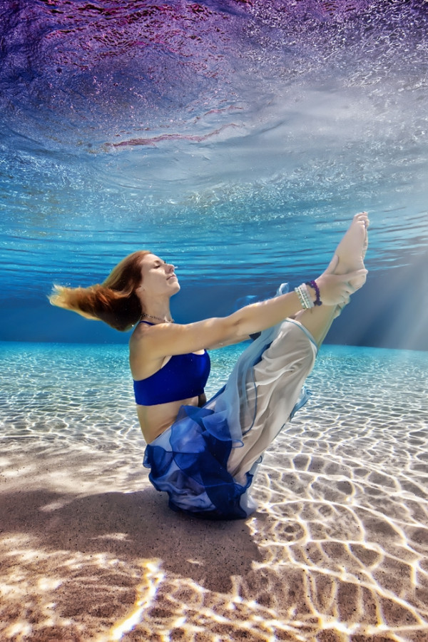 Độc đáo với các bài tập Yoga dưới nước - xu hướng luyện tập Yoga 2019