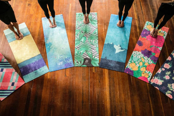 8 chiếc thảm tập Yoga đẹp mà tín đồ Yoga nào cũng mê