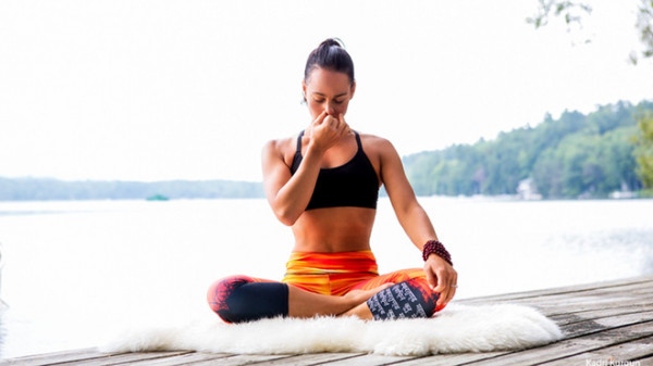 4 bài tập Yoga hỗ trợ chứng viêm xoang mãn tính