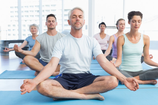 Có giới hạn nào cho độ tuổi trong luyện tập Yoga không?
